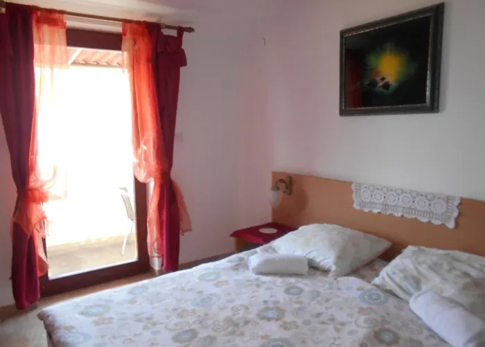 By The Sea - 13591 Rovinj